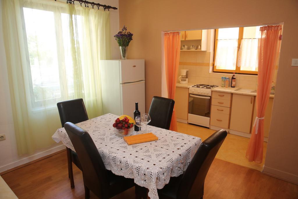 Apartments Vedrana Zadar Phòng bức ảnh